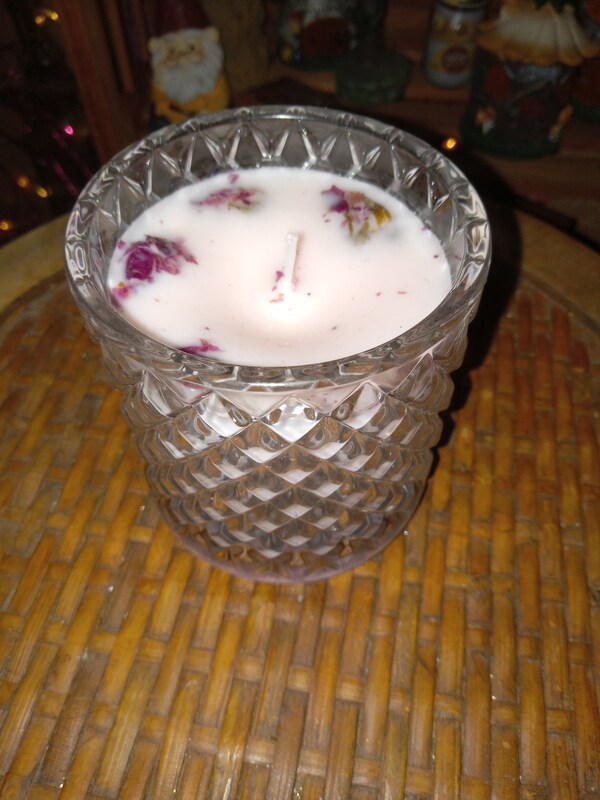 Rose candle